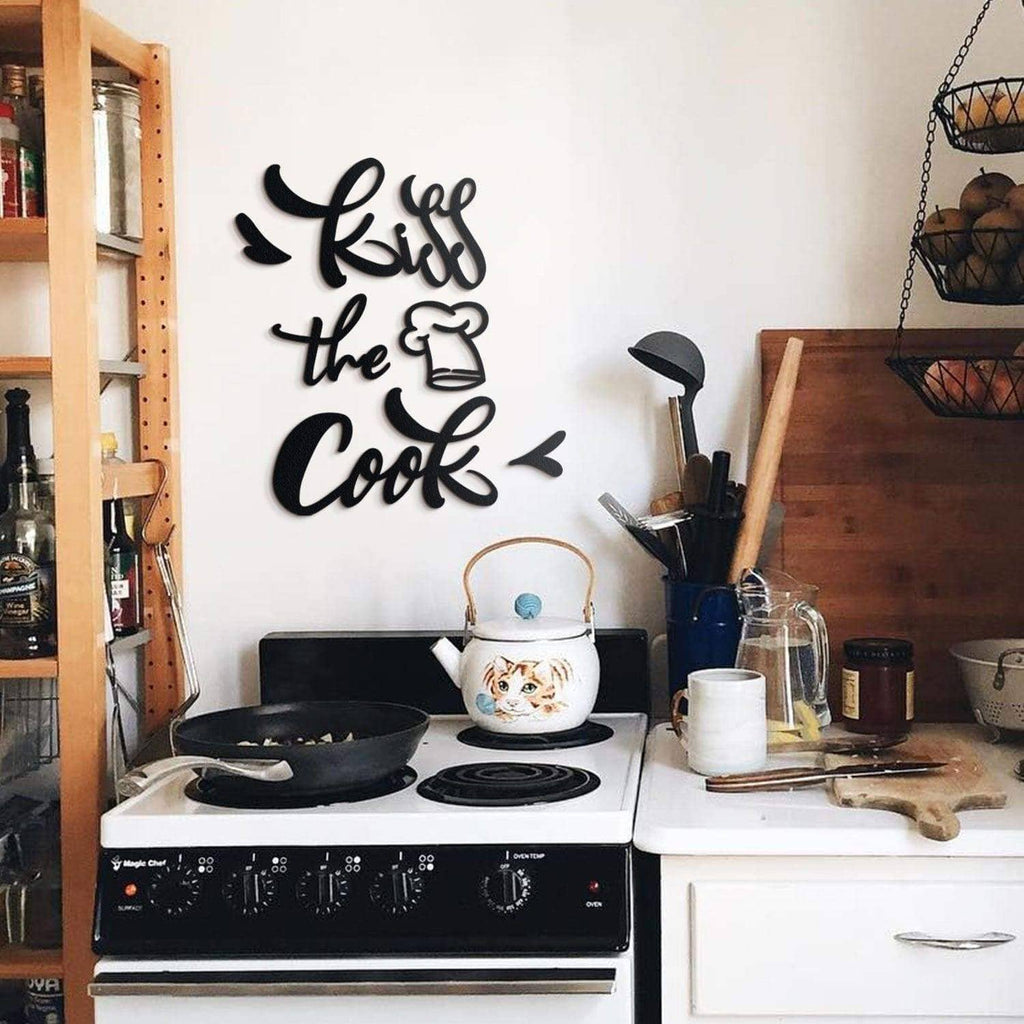 Kiss The Cook , christmas decor , christmas gift , home decor - Metal Deco | THEDUKHA